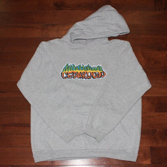 ('90s) CEDARWOOD - Picture 1 of 3